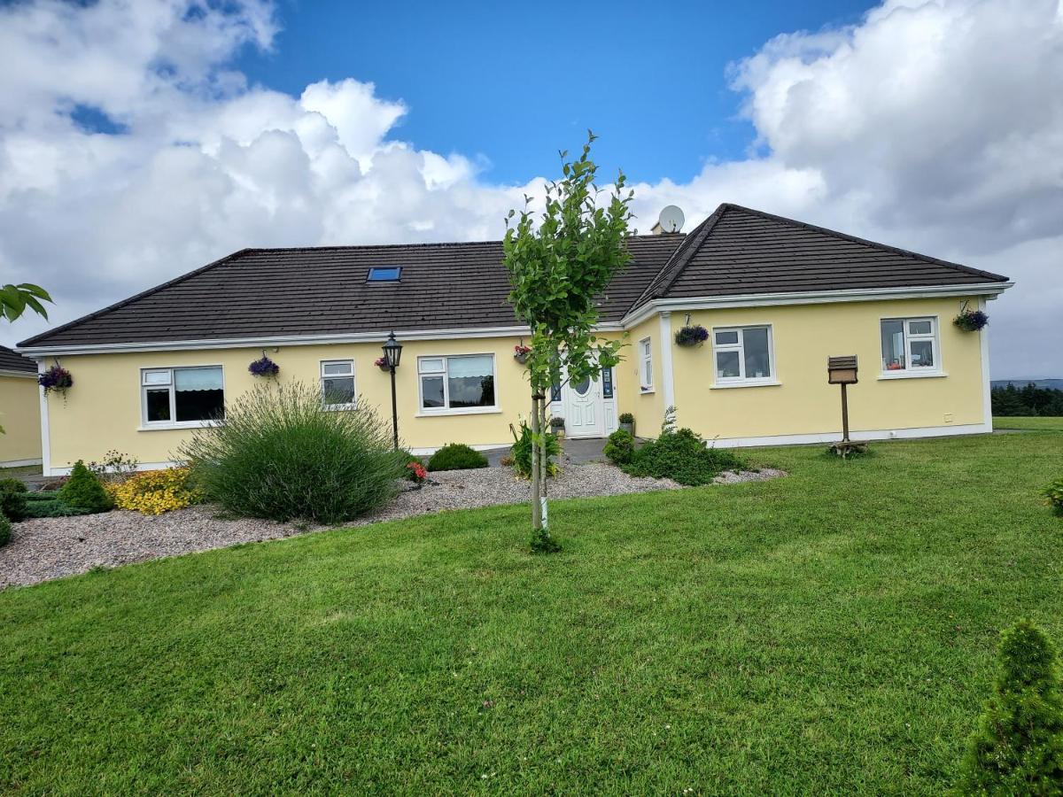 Tullaleagan Guesthouse Oughterard Exteriör bild